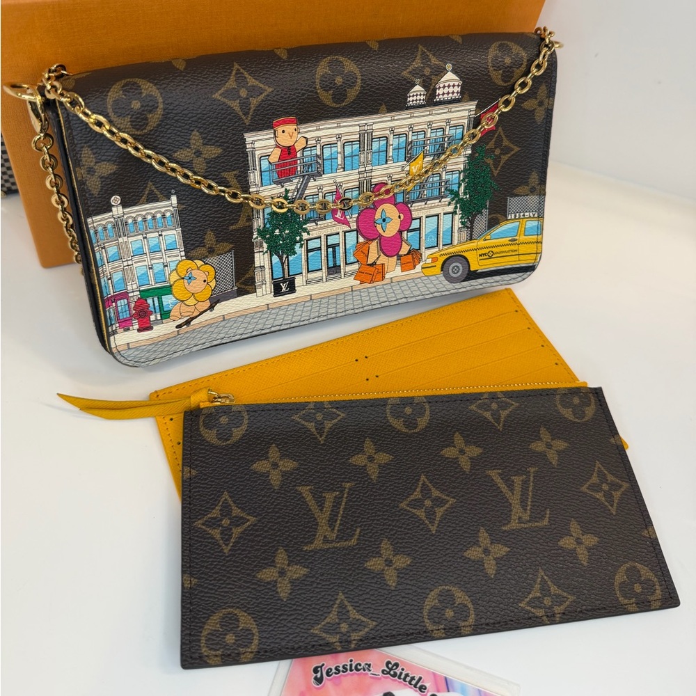 🎀 LOUIS VUITTON '22 VIVIENNE NYC HOLIDAY ANIMATION MONOGRAM FELICIE POCHETTE - Picture 3 of 16